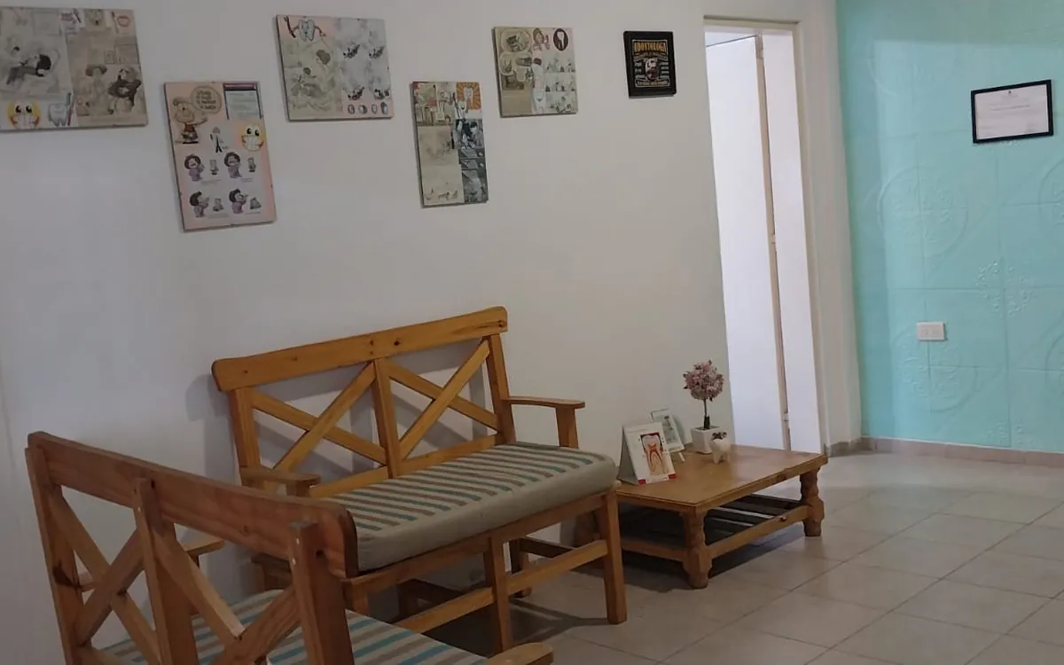 Recepción y sala de espera del consultorio